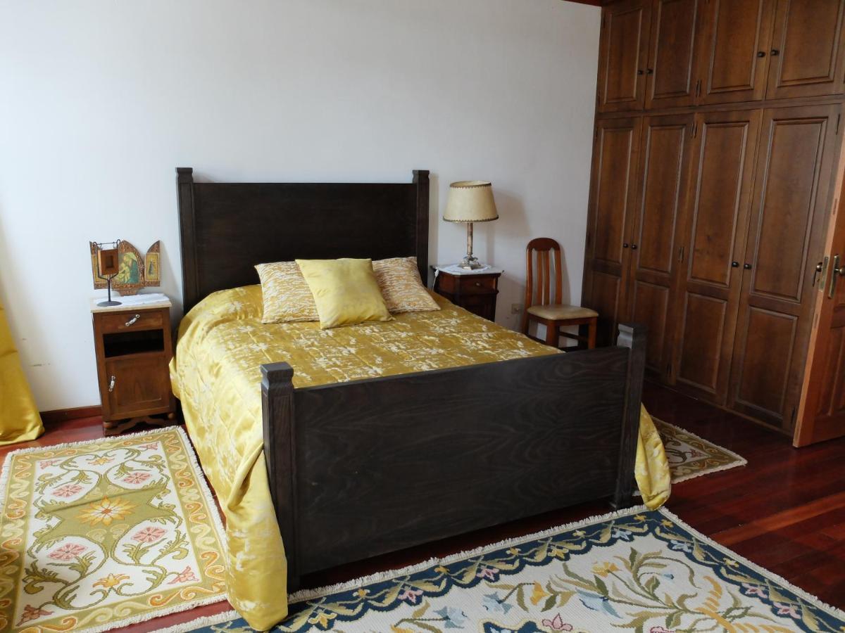 Casa Da Roseira - Valpacos Bed & Breakfast Vassal Exterior photo